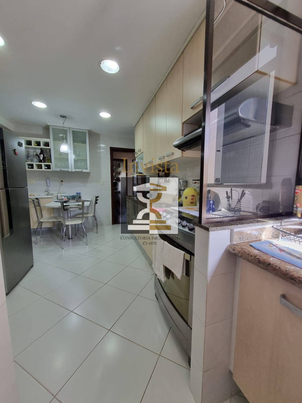 Apartamento à venda com 3 quartos, 139m² - Foto 32