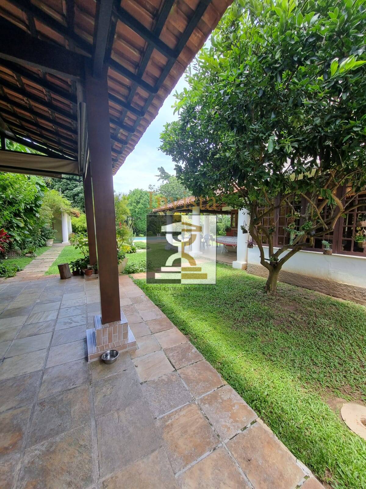 Casa à venda com 4 quartos, 550m² - Foto 5