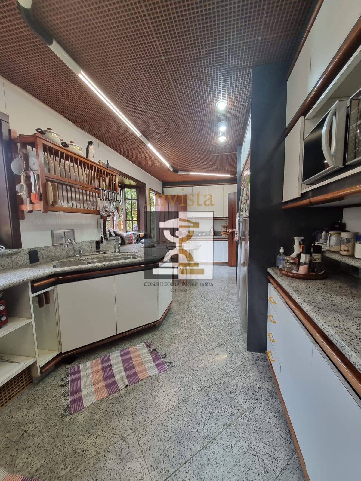 Casa à venda com 4 quartos, 550m² - Foto 21