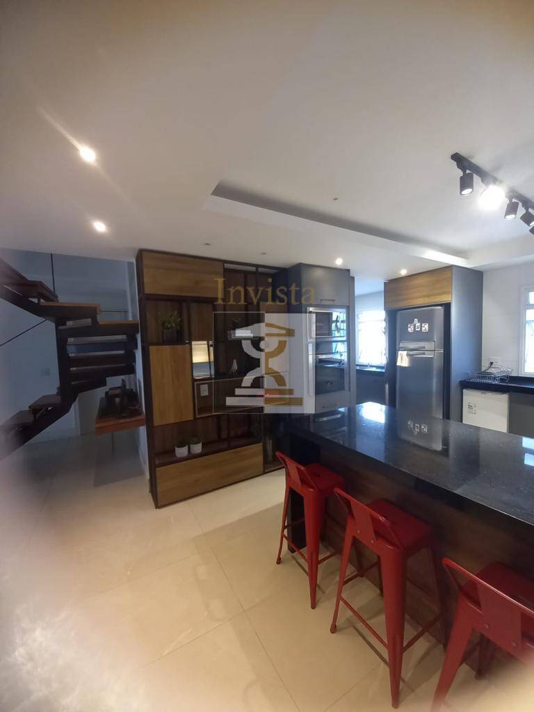 Cobertura à venda com 3 quartos, 215m² - Foto 6