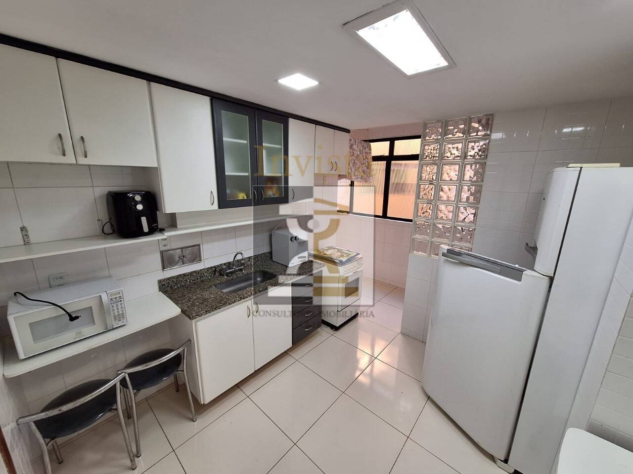 Apartamento à venda com 3 quartos, 110m² - Foto 14