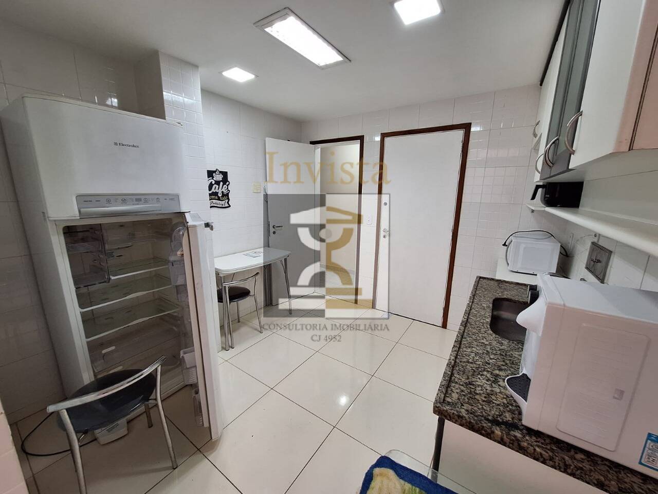 Apartamento à venda com 3 quartos, 110m² - Foto 15