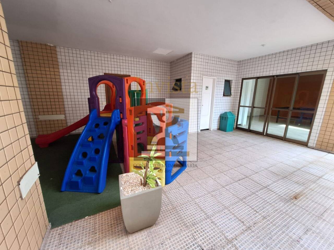 Apartamento à venda com 3 quartos, 119m² - Foto 25